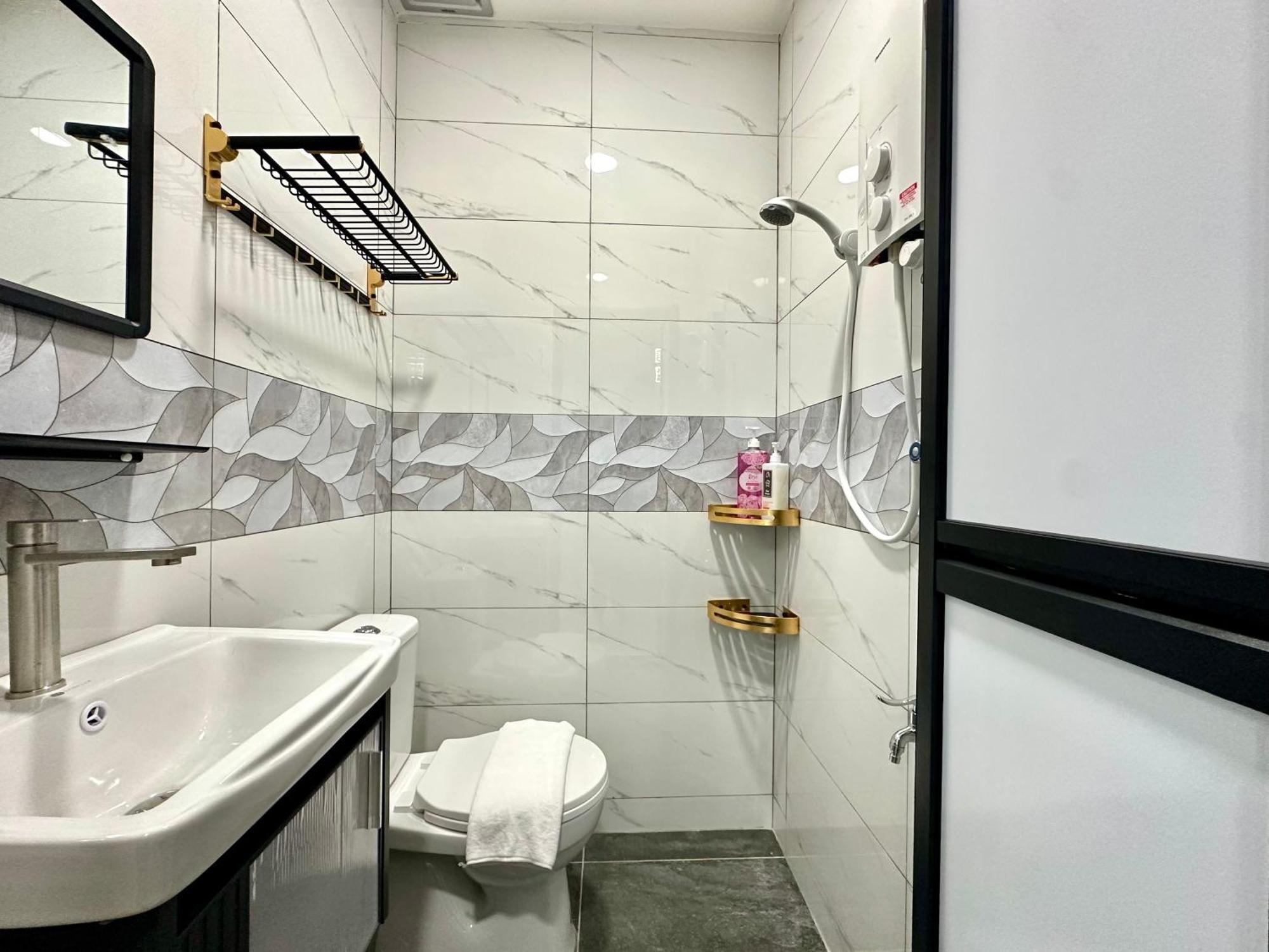 Century Sapphire - Near Ksl & Plaza *