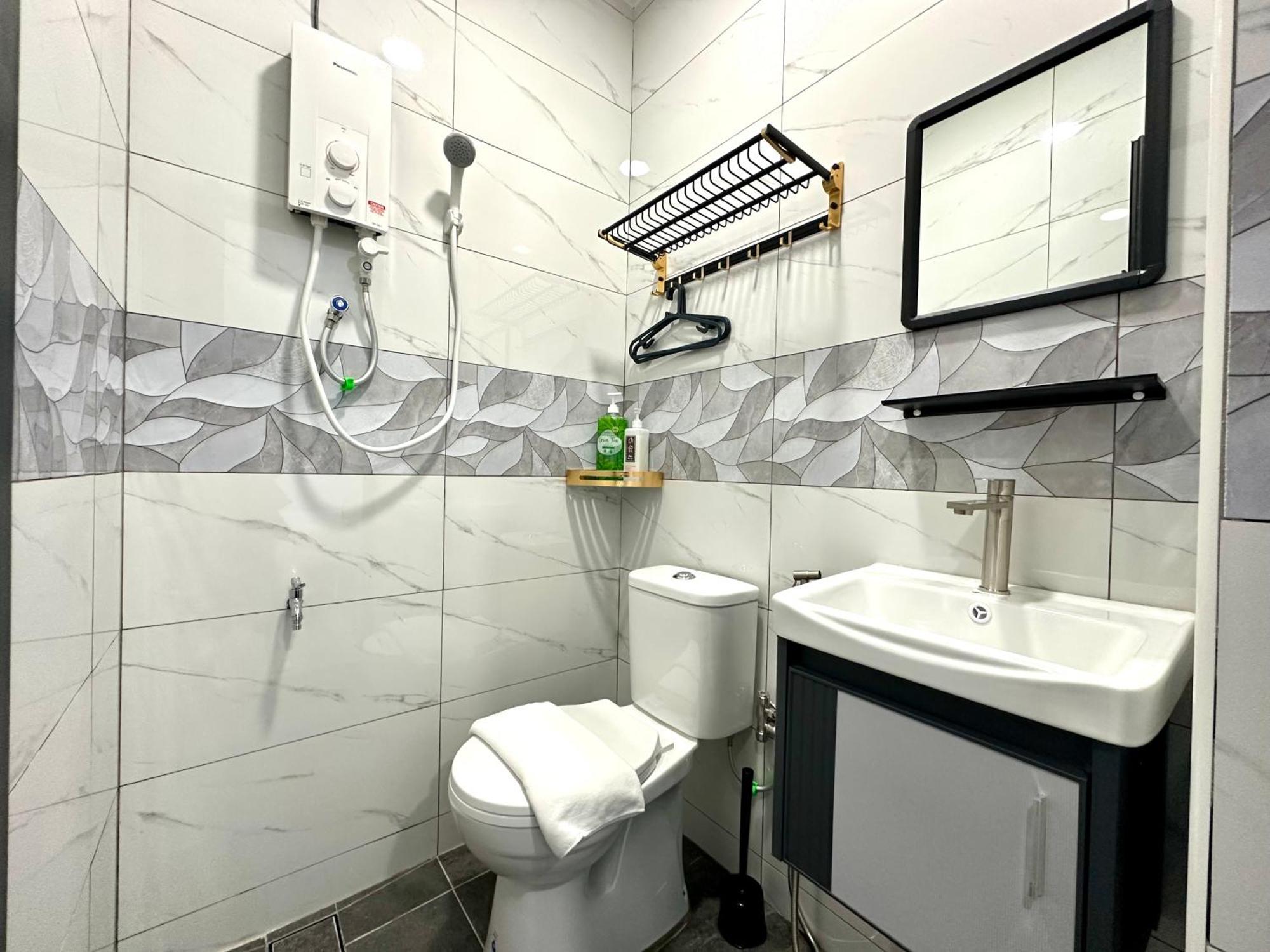 Century Sapphire - Near Ksl & Plaza Homestay